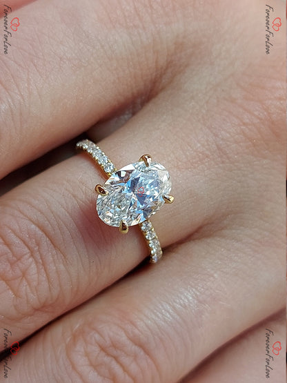 2.5 Ct Oval Diamond Engagement Ring