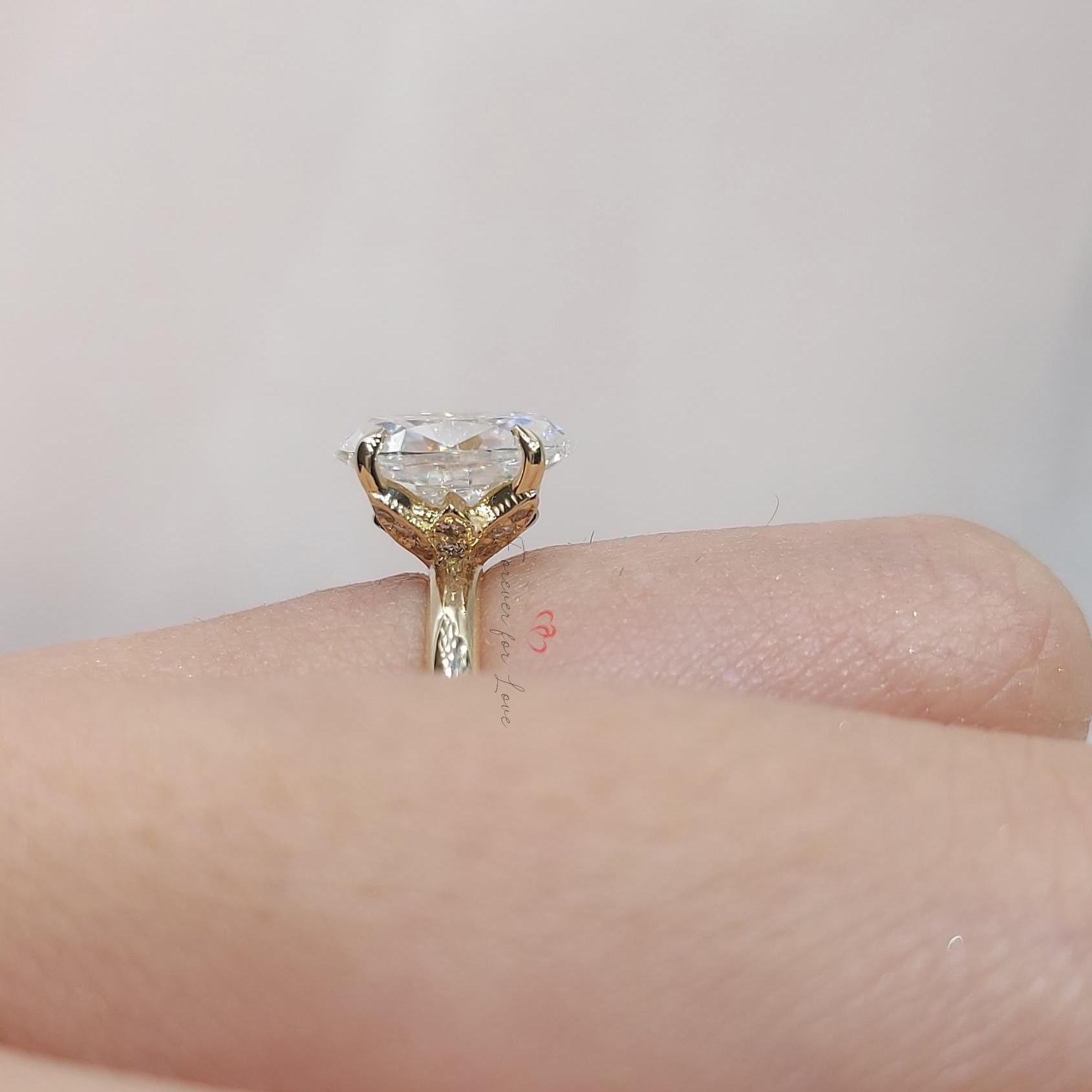 Oval Diamond, Moissanite Engagement Ring