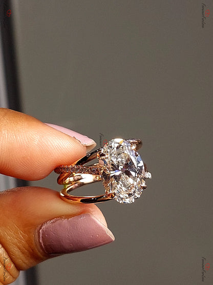 IGI Certified Oval Diamond Engagement Ring
