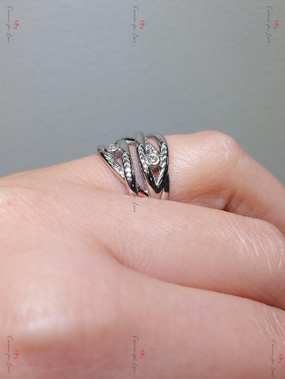 Vintage Natural Round Diamond Wedding Band in Solid Gold/ Platinum Ring, Wedding Anniversary Ring, Promise Ring, Vine leaf Ring.