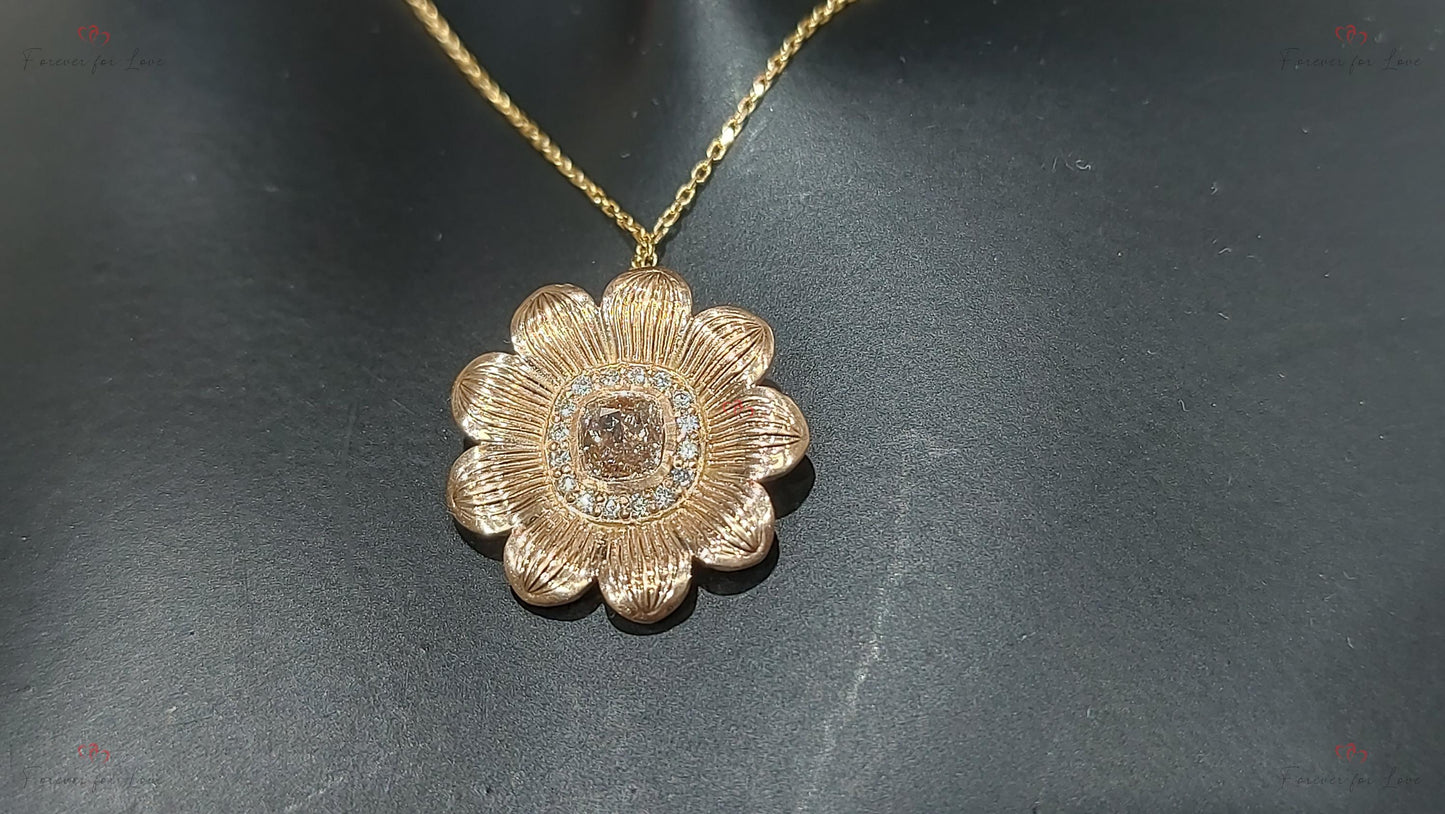 0,5 Karat Blumenförmige Naturdiamantkette, ausgefallener champagnerfarbener Kissenanhänger, echte Diamantkette für Damen, besonderes Geschenk für sie. Moissanite engagement ring in Gold or Platinum — custom handcrafted by Forever For Love