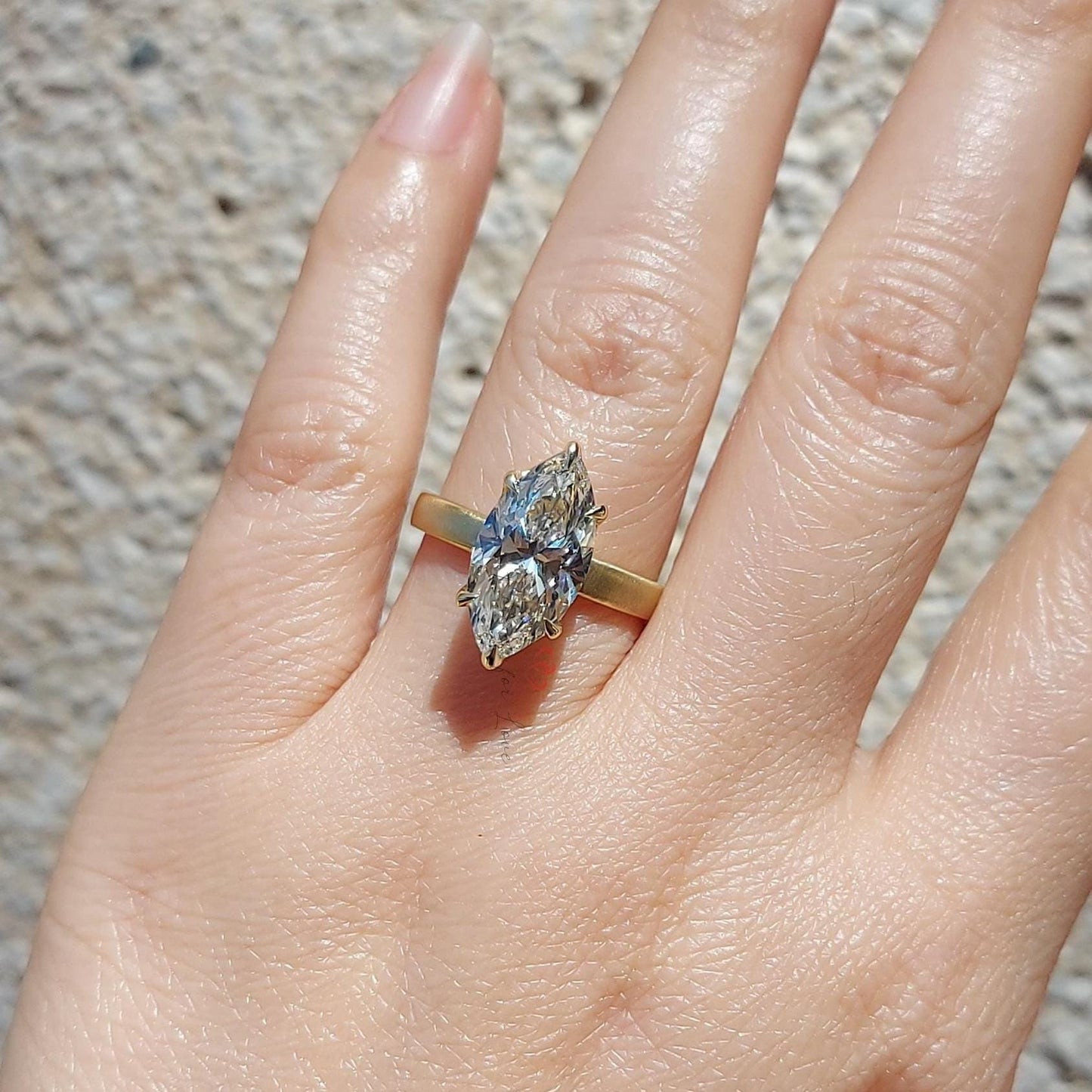 4.12 Karat IGI zertifizierter Marquise-Labor-Diamant Solitär Verlobungsring Marquise cut Moissanite engagement ring in 935 Argentium Silber — custom handcrafted by Forever For Love
