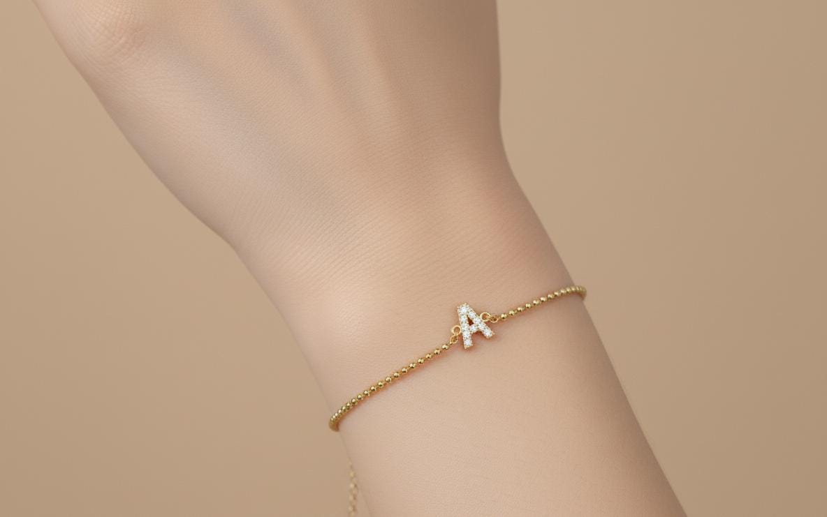 14K Gold Buchstabenarmband, Diamant Buchstabenarmband, Diamantanhänger, Buchstabenarmband, Massivgold, Initialenschmuck, Personalisiertes Geschenk Moissanite engagement ring in Gold or Platinum — custom handcrafted by Forever For Love