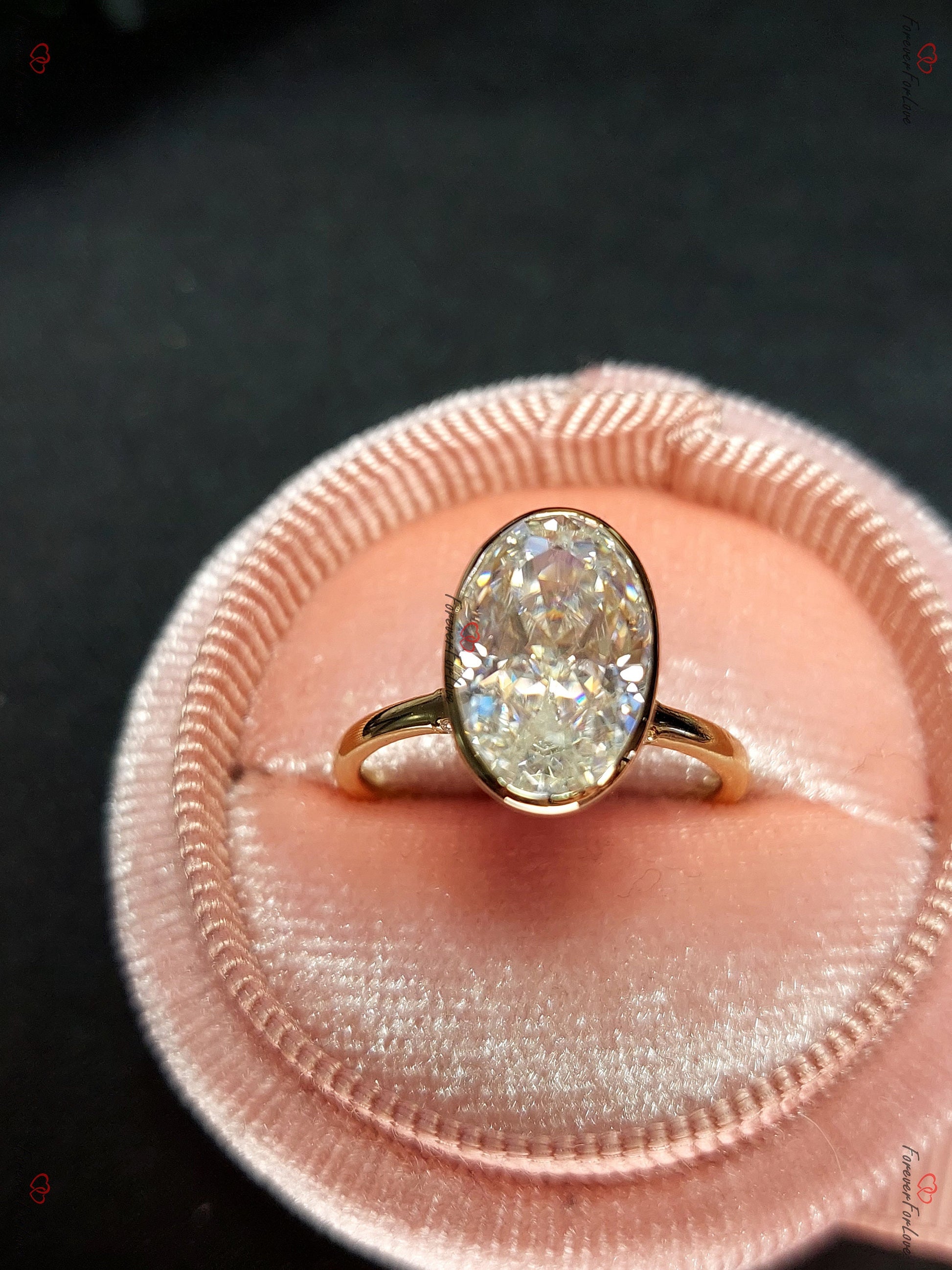 4 Ct Oval Diamond, Moissanite Solitaire Engagement Ring