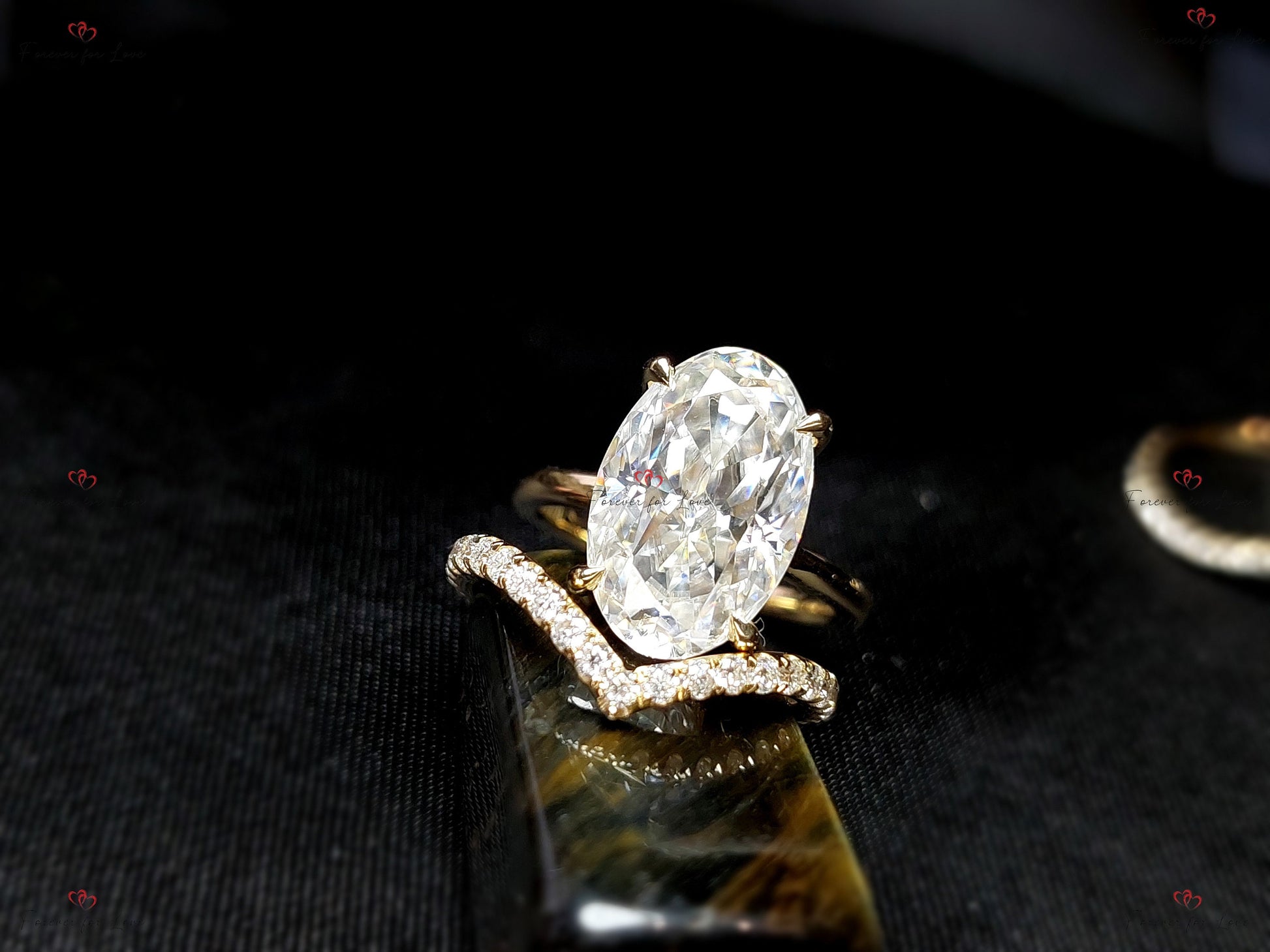 9.5 Ct Oval Diamond, Moissanite Hidden Halo Engagement Ring