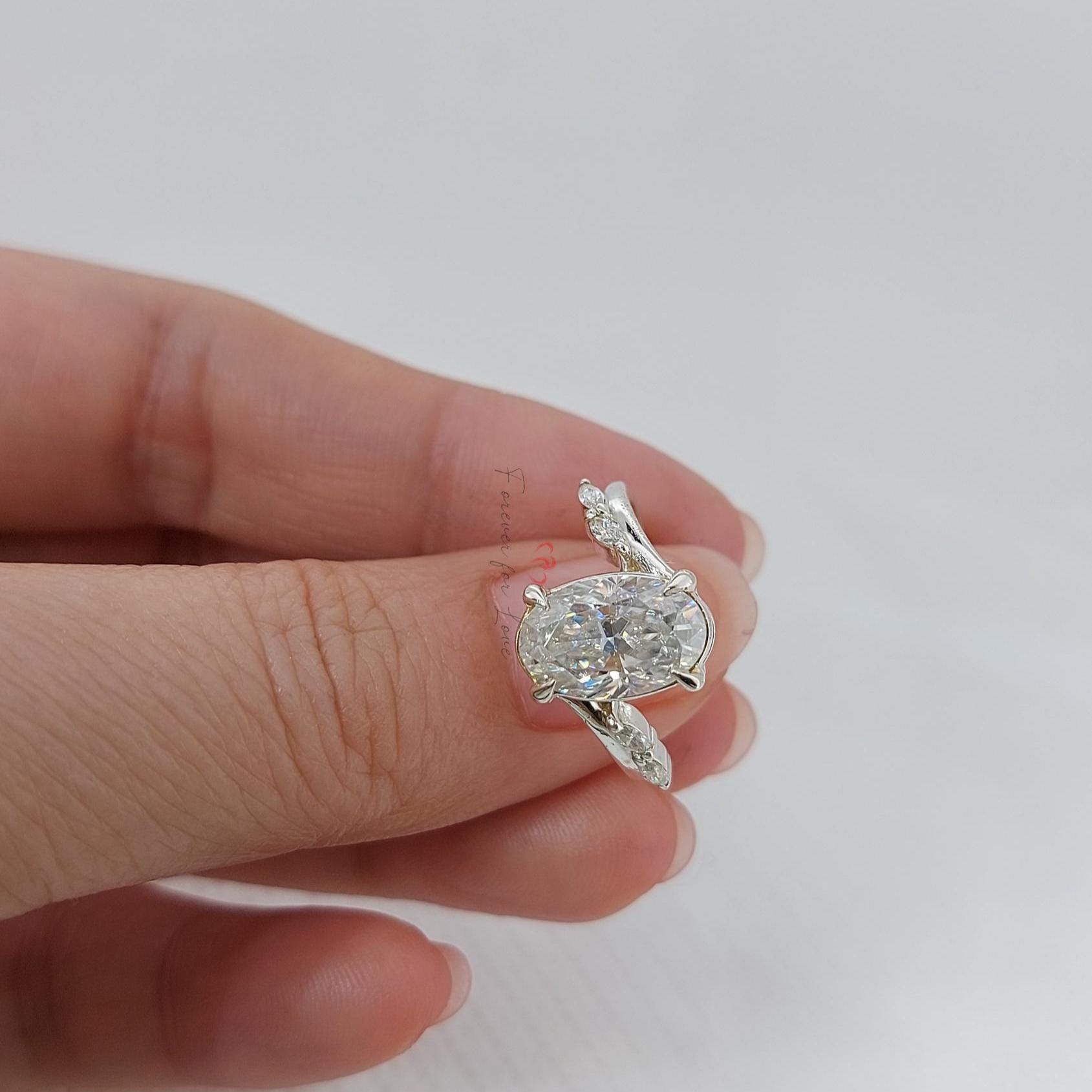 2 Ct IGI Certified Oval Lab Diamond Engagement Ring