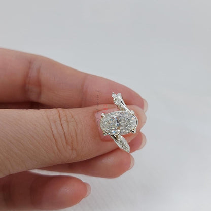 2 Ct IGI Certified Oval Lab Diamond Engagement Ring