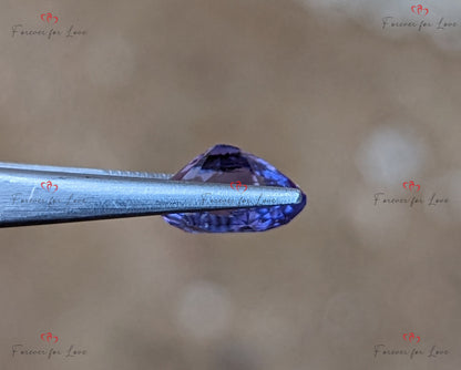 Lavendelsaphir 3,2 Karat, naturbelassener, unbehandelter loser Edelstein aus Ceylon in Birnenform, 10,3 mm x 7,2 mm, individuelles Schmuckgeschenk für sie