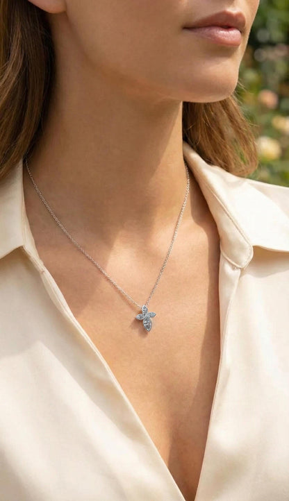 Halskette mit Kreuzanhänger aus 14k Marquise Diamanten für Damen, Kreuzanhänger aus Labor-Diamanten, religiöser Schmuck, christlicher Glaube Anhänger, Kreuzgeschenk für Frauen