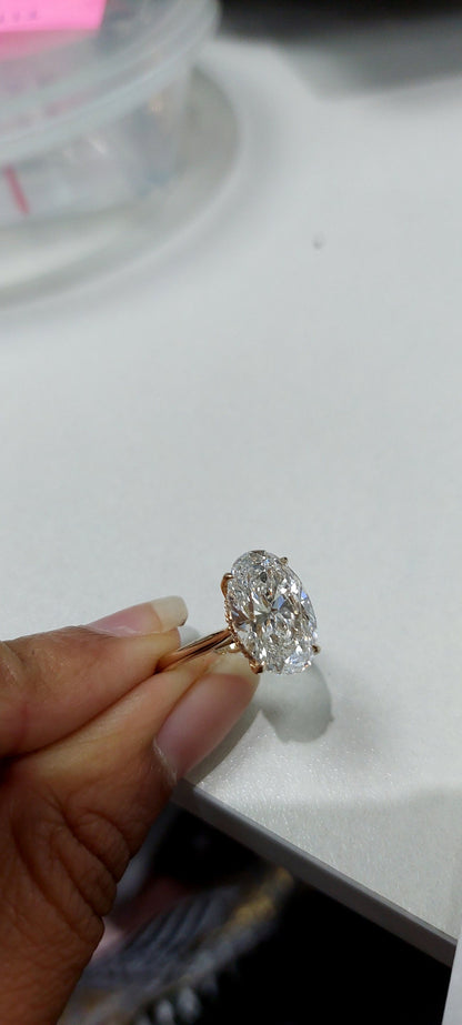 4 Ct Oval Diamond, Moissanite Halo Engagement Ring