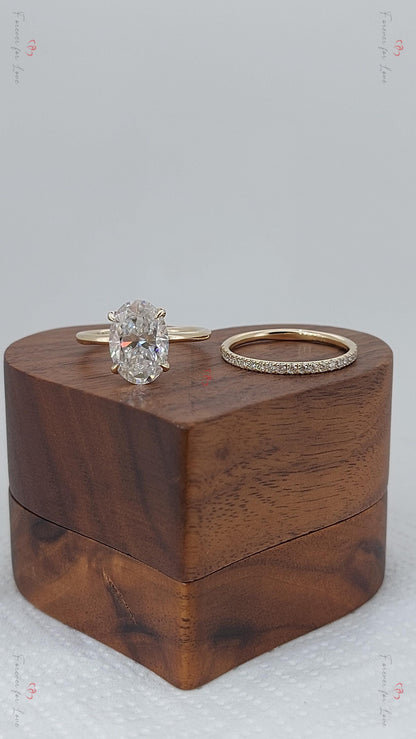 3 Ct Oval Moissanite Eternity Band