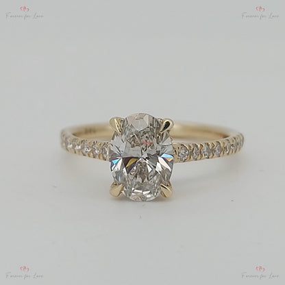 1.5 Ct IGI Certified Oval Diamond Engagement Ring