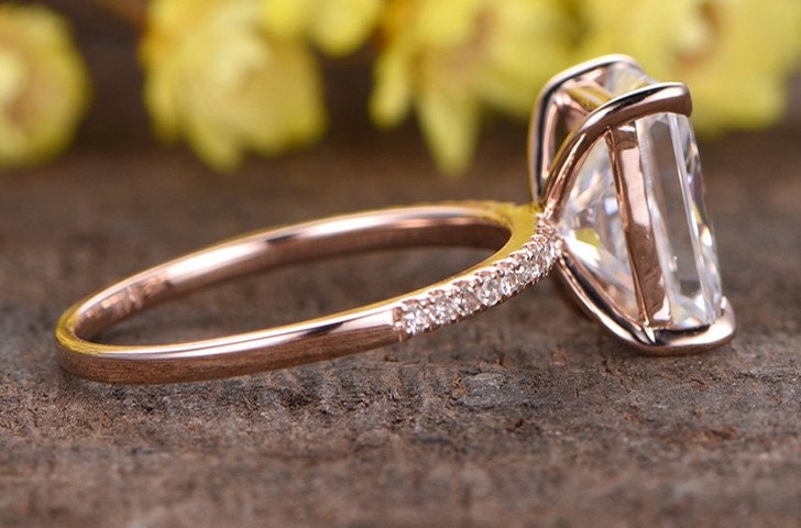 2 Ct Radiant Moissanite Engagement Ring
