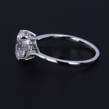 Oval Diamond, Moissanite Engagement Ring