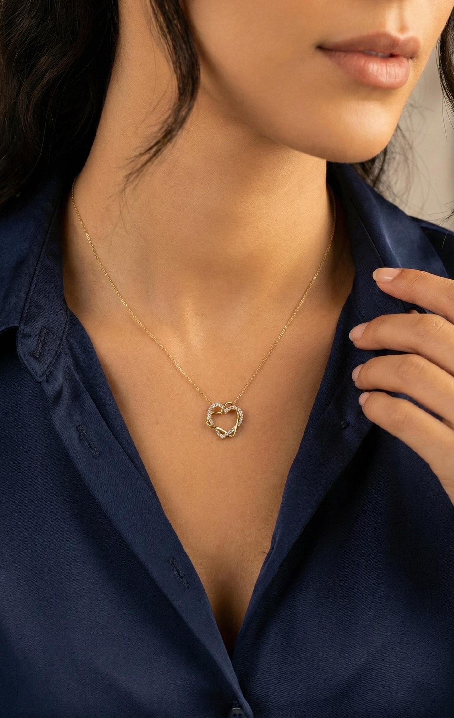 Collier double cœur en diamant, or jaune 14 carats, pendentif cœur délicat et minimaliste, véritable collier diamant pour femme, cadeau pour elle. Moissanite engagement ring in Gold or Platinum — custom handcrafted by Forever For Love