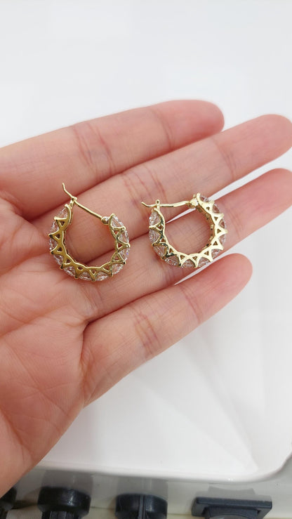 4MM Runde Laborgediamanten Ohrringe, 18 K Weißgold Creolen Für Sie, Diamant Huggies Ohrringe, Jubiläumsgeschenk Für Ehefrau.