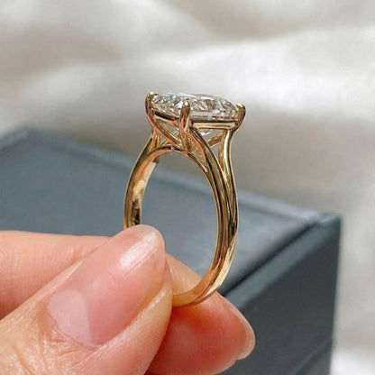 5 Ct IGI Certified Radiant Lab Diamond Wedding Band
