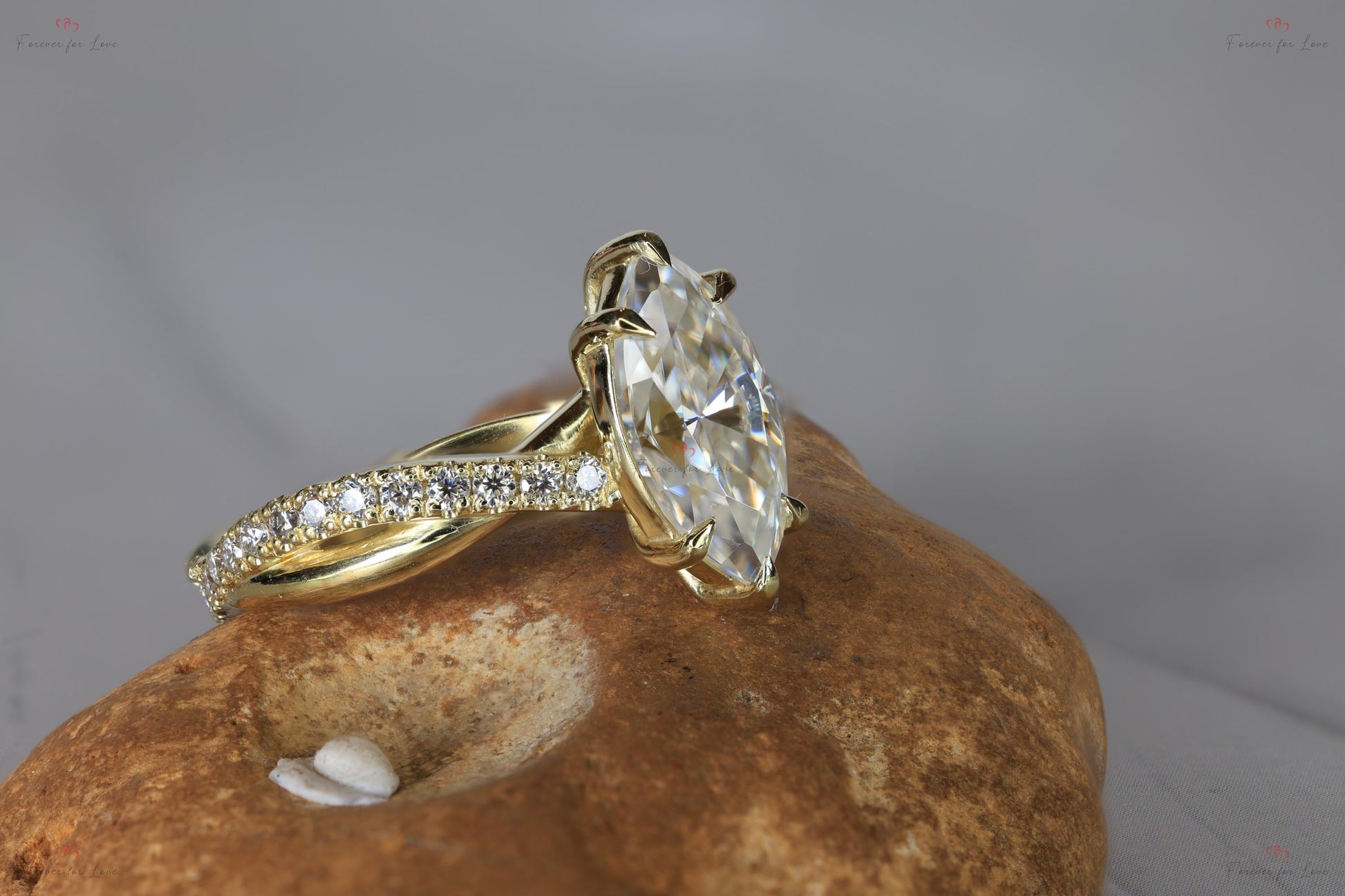 1.0 Carat E, VVS2 Clarity IGI Certified Lab Grown Oval Cut Diamond Ring, Vintage Marquise Diamond Band, Unique Engagement Ring gift for her