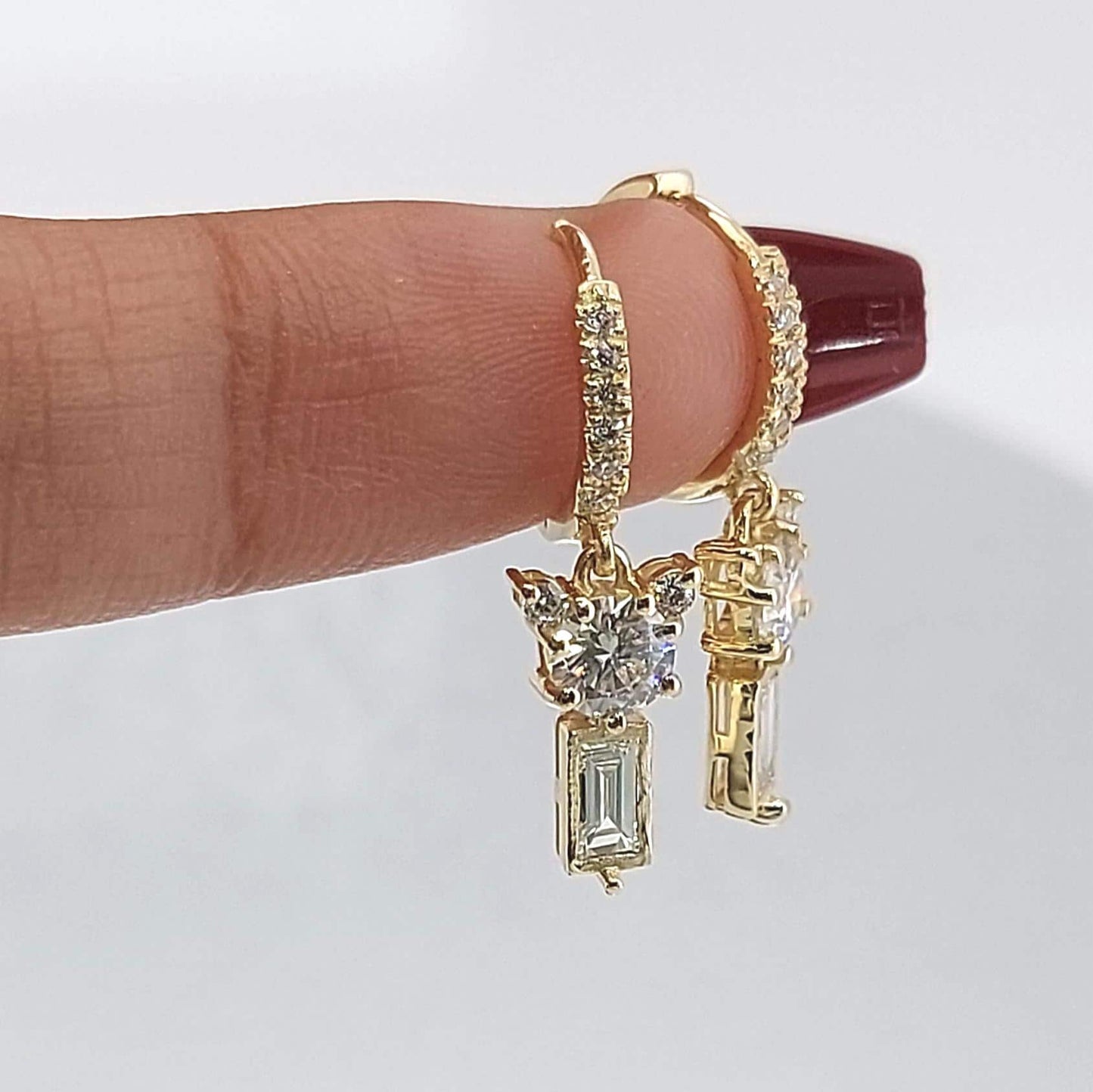 14 Karat Gold Creolen, Teddybär-Cluster-Ohrringe, Baguette- und runde Diamanten, Labor-Diamant-Creolen, im Labor gezüchteter Diamant, Creolen aus massivem Gold, perfektes Geschenk Moissanite engagement ring in Gold or Platinum — custom handcrafted by Forever For Love