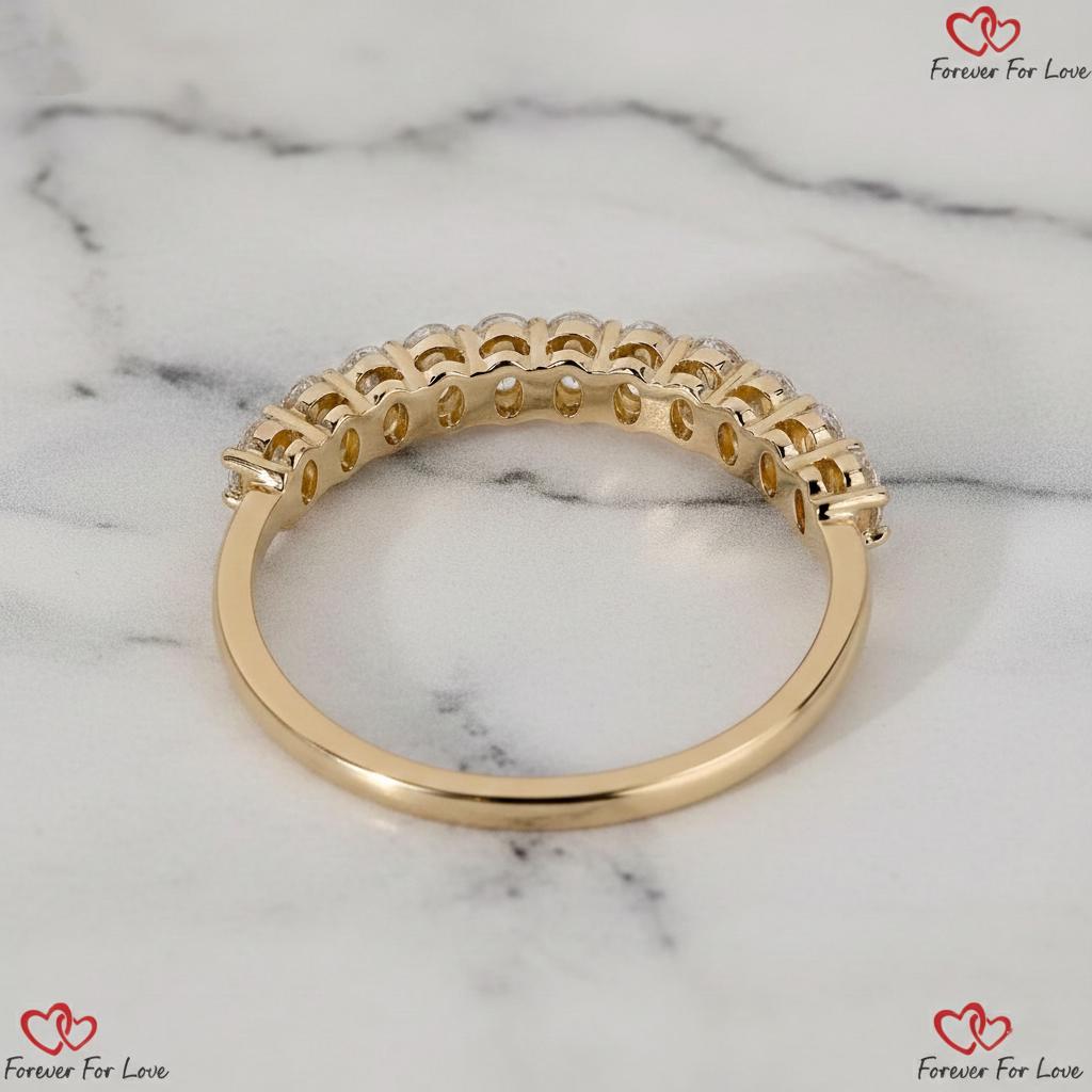 Bague empilable en diamant de laboratoire ovale Oval cut Moissanite taille brillant engagement ring in Gold or Platinum — custom handcrafted by Forever For Love