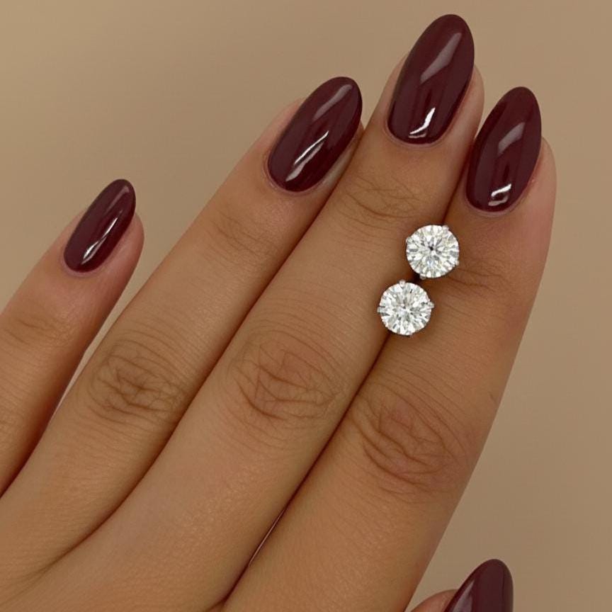 3 Karat Gesamtgewicht D Farbe VVS2 Reinheit IGI-zertifizierte runde Ideal-Schliff Laborgezüchtete Diamant-Ohrstecker 14k Weißgold Körbchen Pushback Moissanite engagement ring in Gold or Platinum — custom handcrafted by Forever For Love
