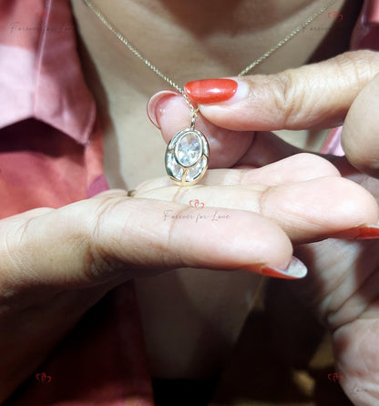 Ovale Moissanit-Halskette, 14k Gelbgold, Zierlicher minimalistischer Moissanit-Anhänger, Diamant-Alternative Damen-Halskette, Besonderes Geschenk für sie.
