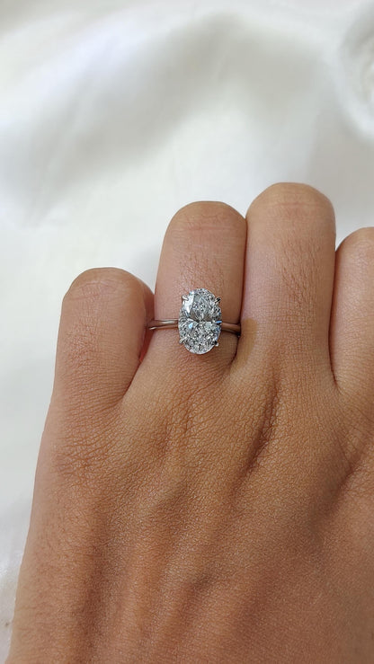 3.1 Ct IGI Certified Oval Lab Diamond Solitaire Engagement Ring