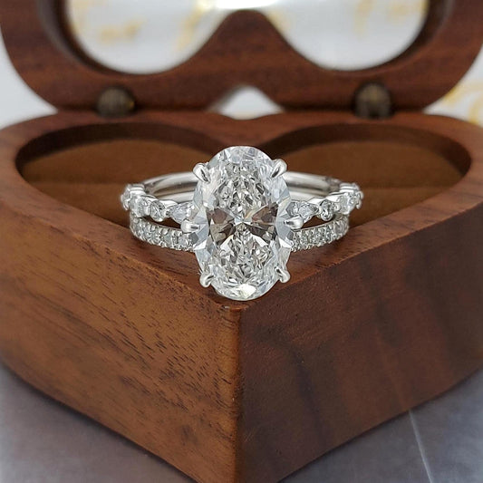 4.8 Ct IGI Certified Oval Lab Diamond Engagement Ring