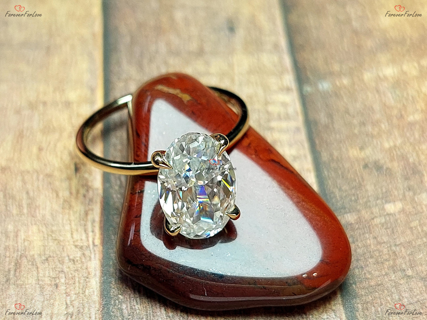Verlobungsring mit ovalem Schliff, 4 Karat Crushed Ice Oval 12*8mm Moissanit Verlobungsring, Diamant-Halo-Ring, Antragsring Geschenk für Sie. Round cut Moissanite engagement ring in 935 Argentium Silber — custom handcrafted by Forever For Love