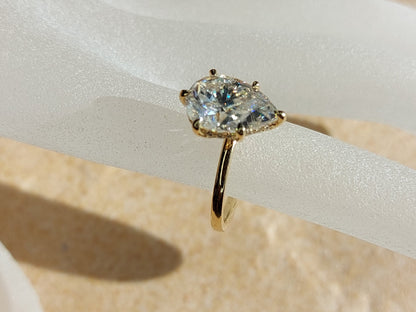 4 Ct Pear Diamond, Moissanite Hidden Halo Engagement Ring