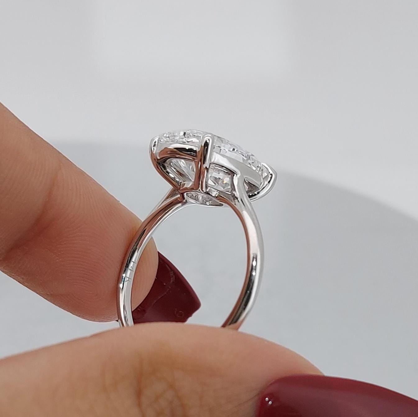 5 Ct IGI Certified Oval Lab Diamond Engagement Ring