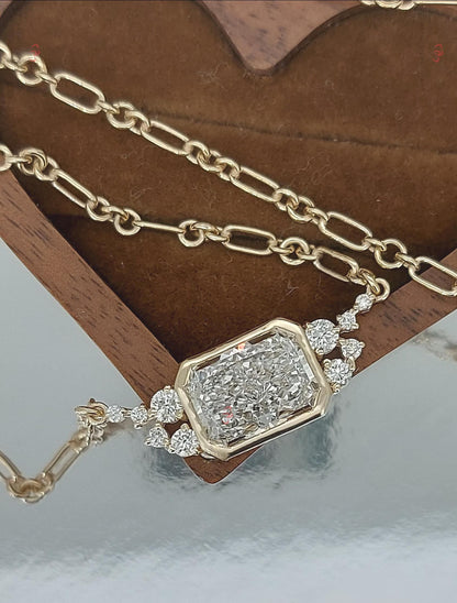 Strahlender Diamant-Solitär-Anhänger mit schwebender Fassung und 45 cm langer Gliederkette, IGI-zertifiziert, 4 Karat, F-Farbe, VS1-Klarheit, 14 Karat Gelbgold.