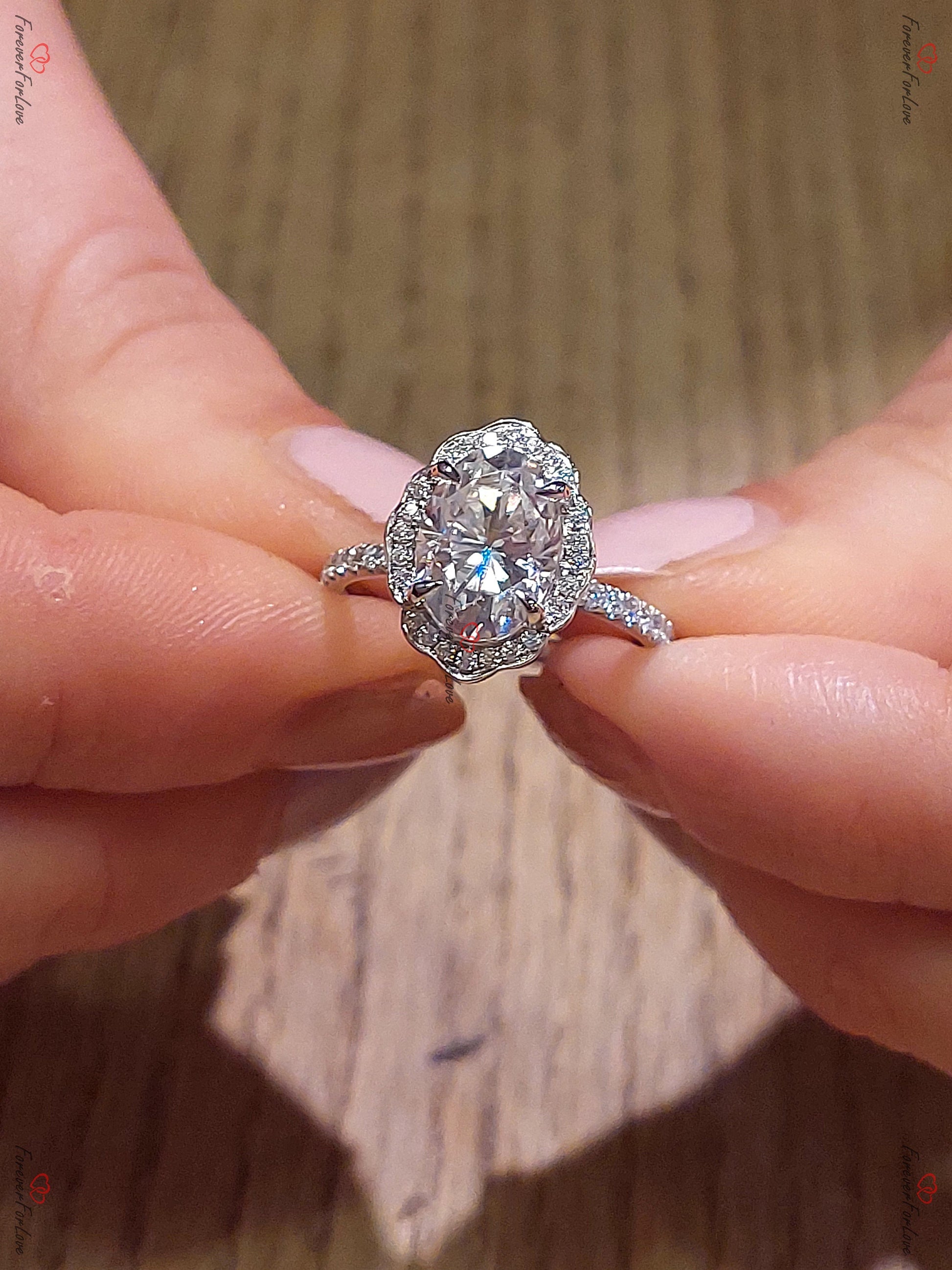 2 Ct Oval Moissanite Halo Engagement Ring