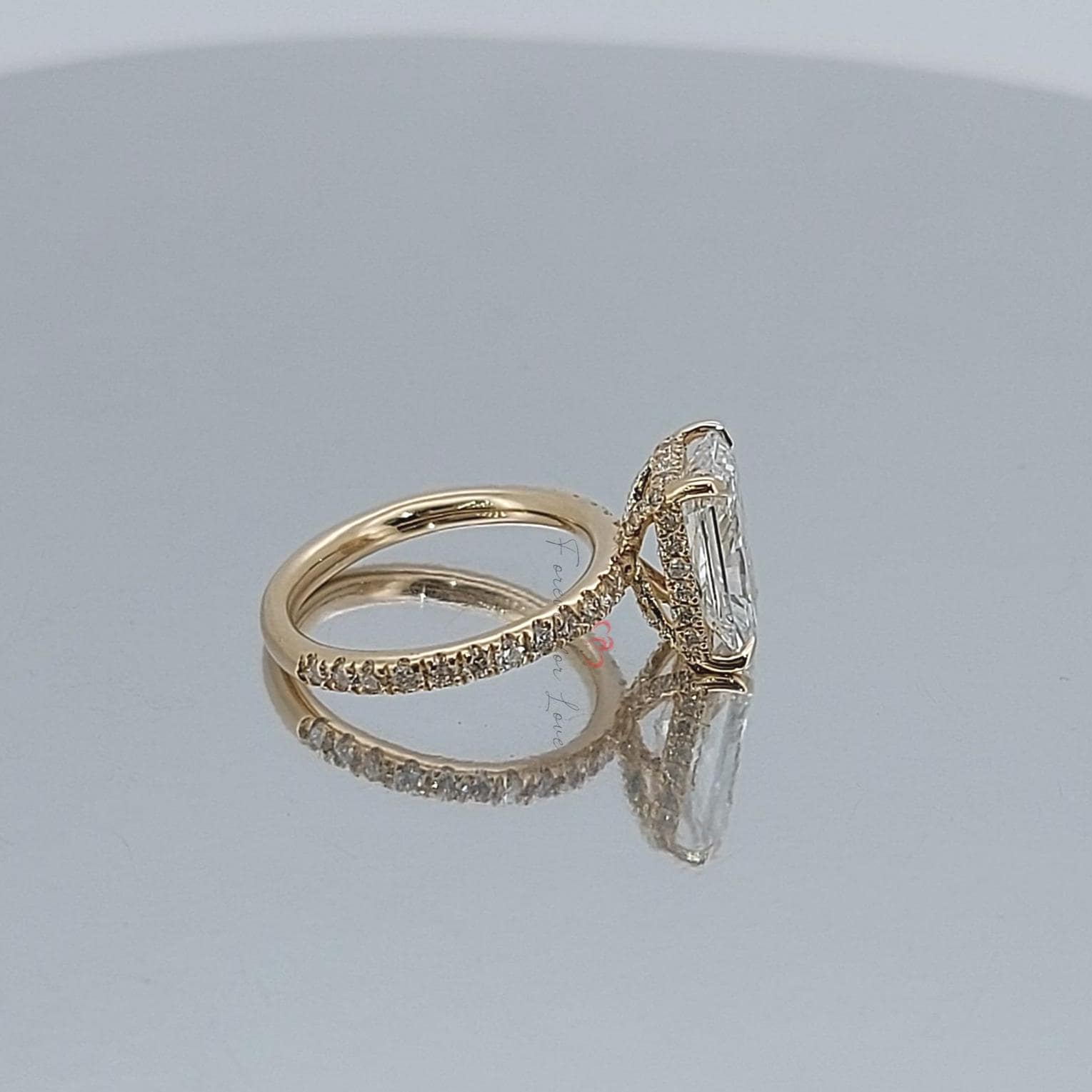 2.5 Ct IGI Certified Radiant Lab Diamond Solitaire Engagement Ring