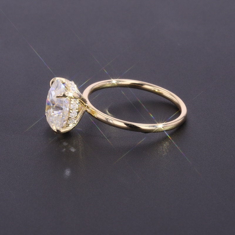 2 Ct Oval Diamond, Moissanite Halo Engagement Ring