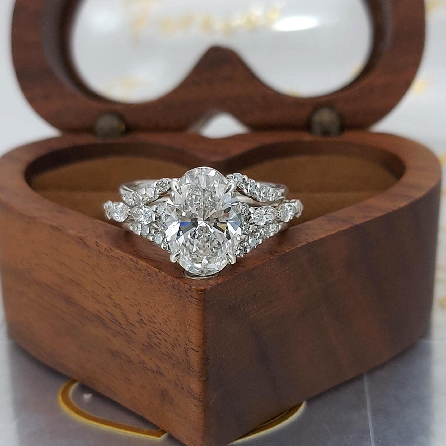 3.5 Ct IGI Certified Oval Lab Diamond Engagement Ring