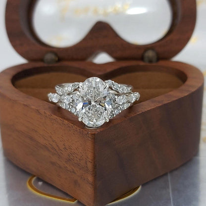 3.5 Ct IGI Certified Oval Lab Diamond Engagement Ring