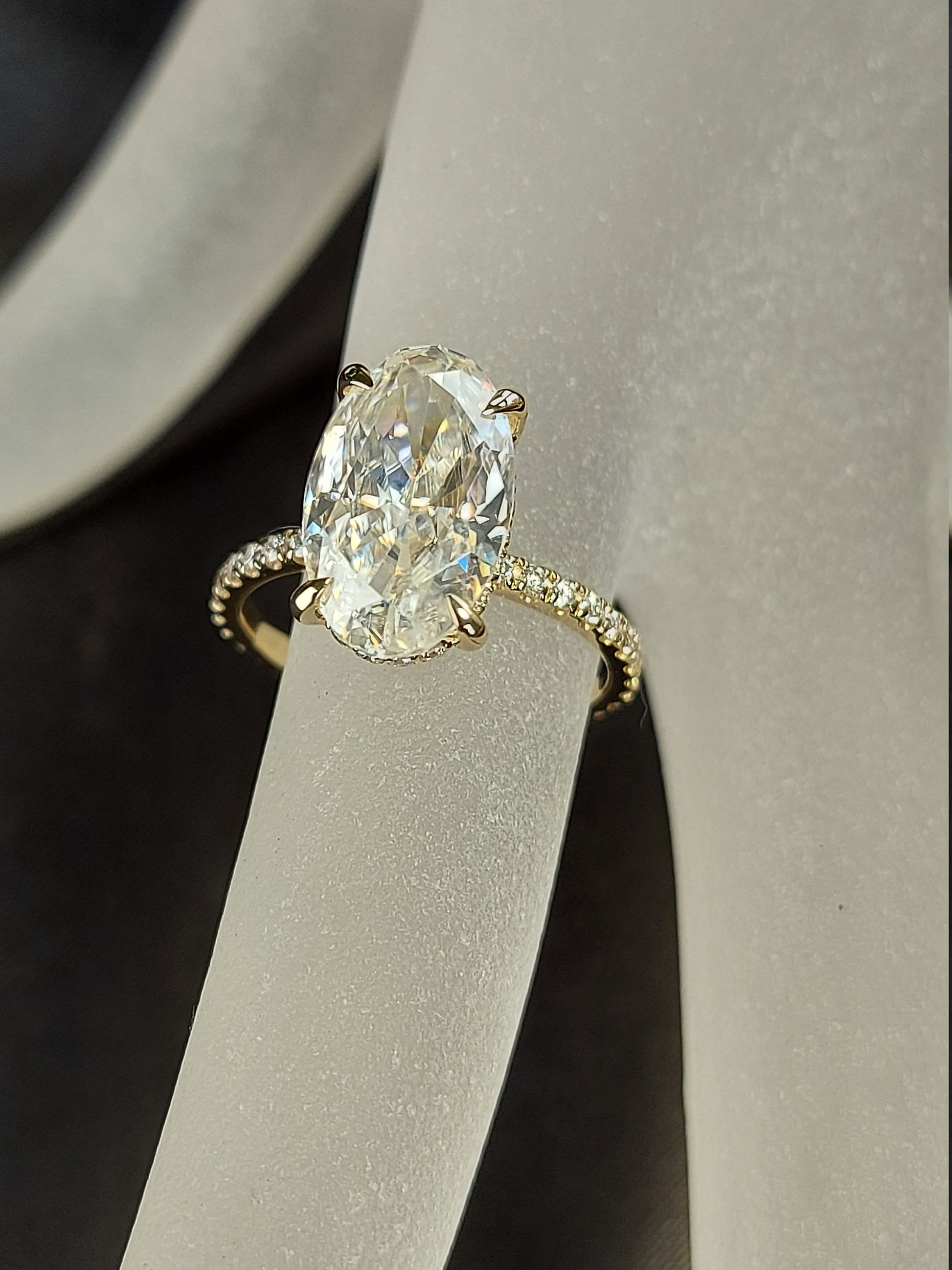 6 CT Moissanite Engagement Ring in Hidden Halo, 14*9mm Elongated Crushed Ice Oval Cut Ring, Modern Oval Diamond Ring, 14k Solid Yellow Gold