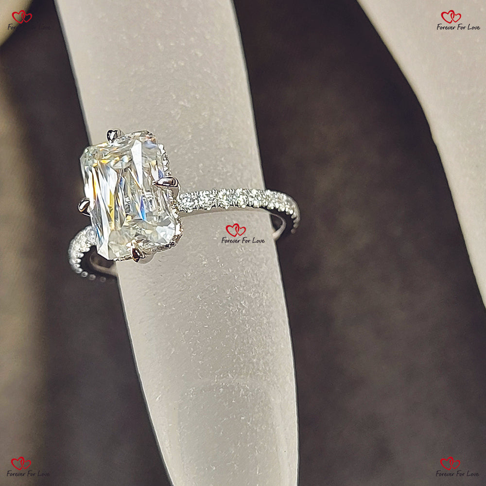 Emerald Cut Moissanite Engagement Ring in Solid Gold / crisscut diamond