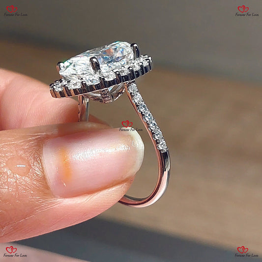 Bague de fiançailles vintage unique en moissanite ovale - Taille ovale avec halo de diamants dans un style Art déco en platine