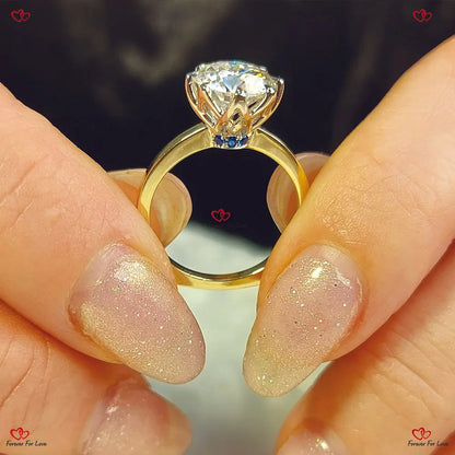 Round Cut Moissanite Engagement Ring in Yellow Gold