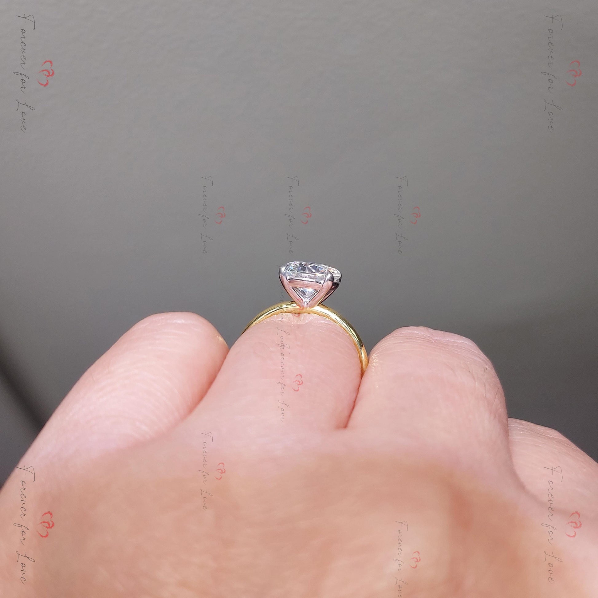 2 Ct Round Moissanite Solitaire Engagement Ring