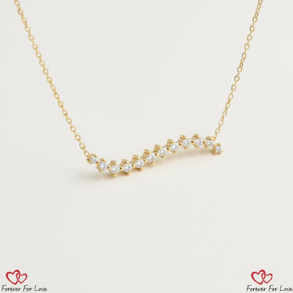 Runde Diamant-Halskette, 14 Karat Gelbgold, zierlicher, minimalistischer runder Anhänger, Labor-Diamant Damen-Halskette, einzigartiges Design, besonderes Geschenk für sie.