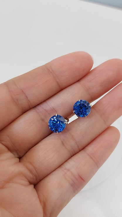 Puces d'oreilles en spinelle de cobalt de laboratoire de 4 carats : Or blanc 14 carats