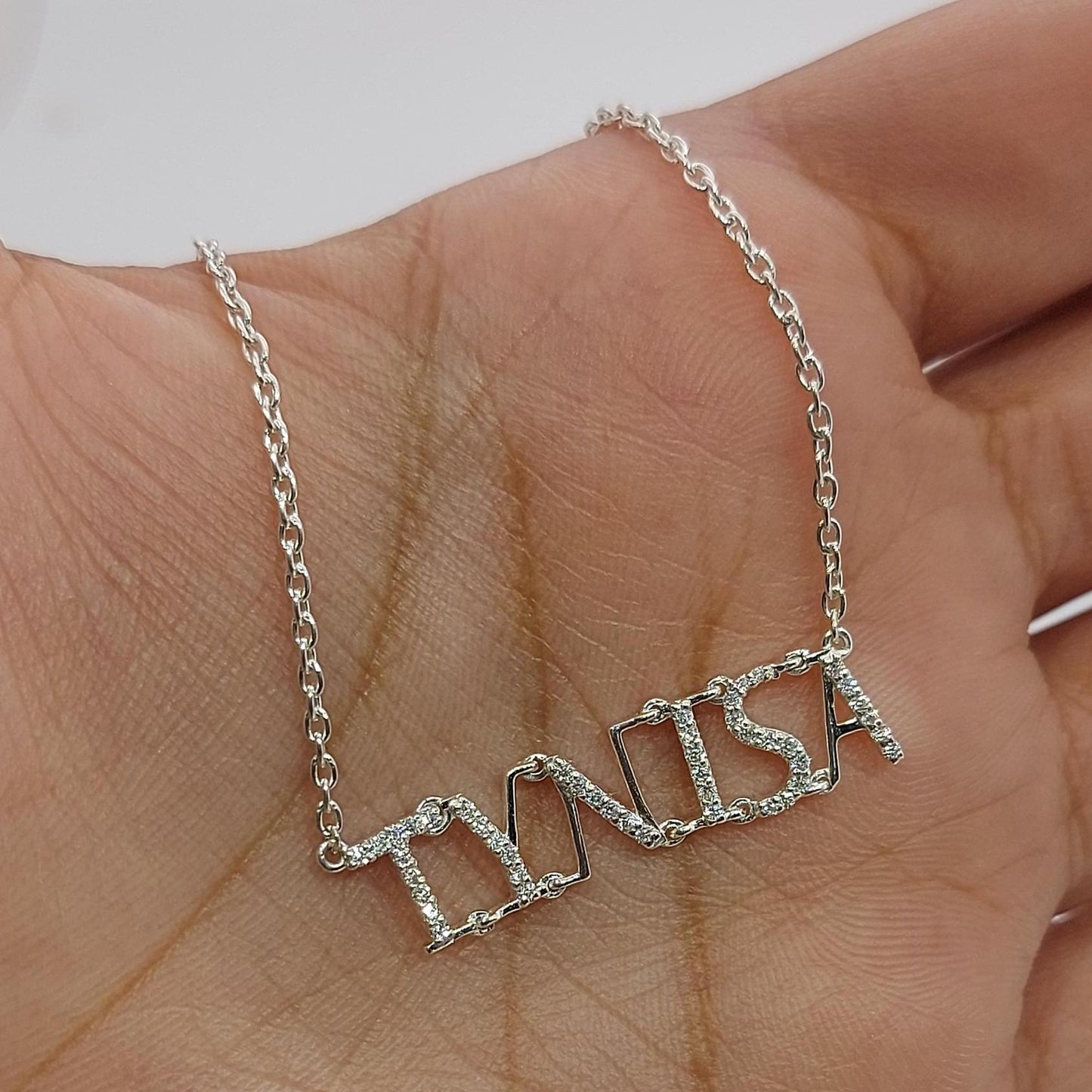 Personalisierte Namenskette aus 14 Karat Gold, ein bedeutungsvolles und zeitloses Geschenk für sie, Gold, Silber, Roségold, Baby-Namenskette, personalisiertes Geschenk für Mama Moissanite engagement ring in Gold or Platinum — custom handcrafted by Forever For Love