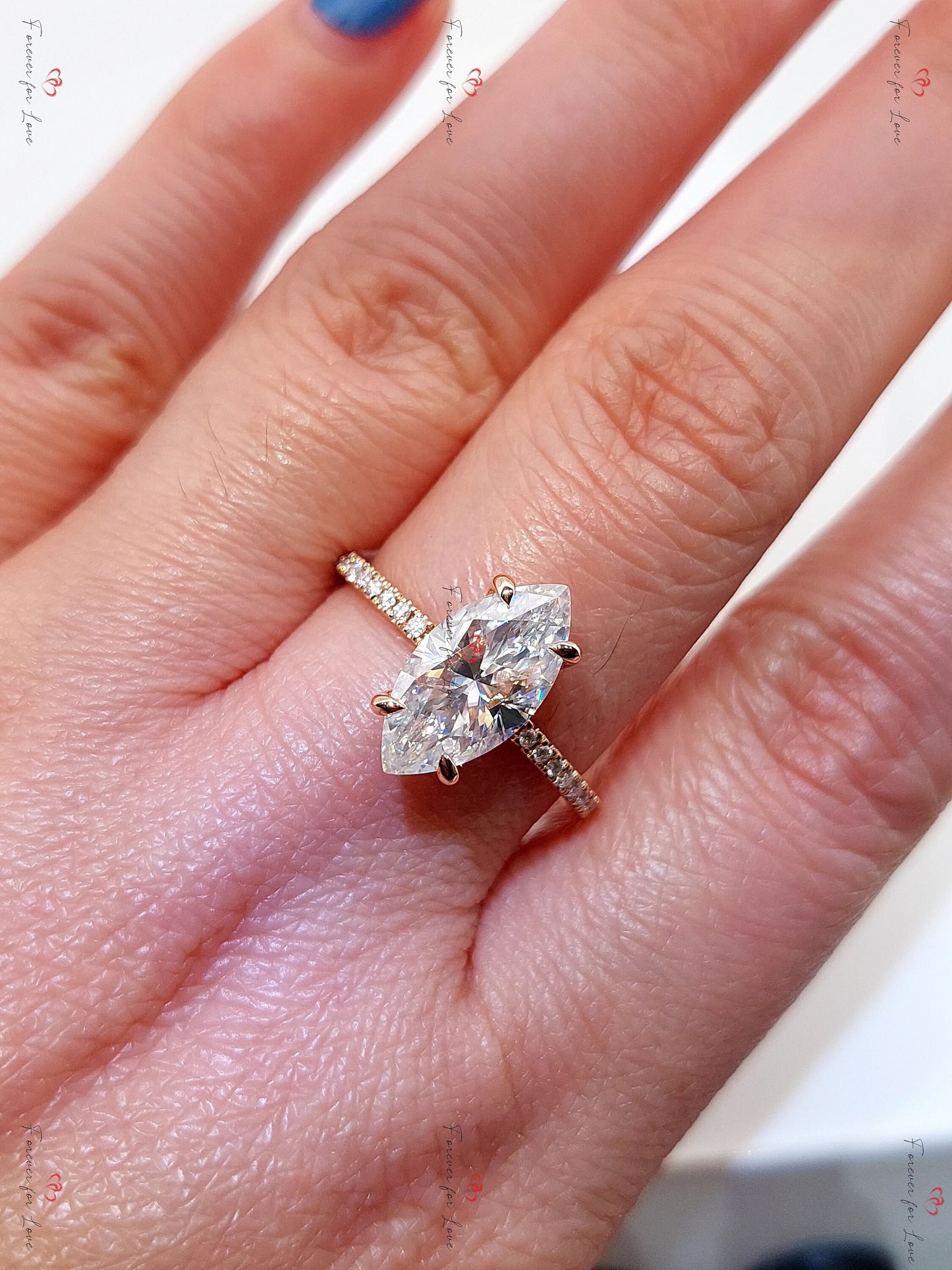 4 Karat IGI-zertifizierter Marquise Labordiamant Hidden Halo Verlobungsring Marquise cut Moissanite engagement ring in 935 Argentium Silber — custom handcrafted by Forever For Love