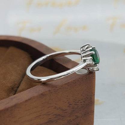 1.1 Ct Round Lab Diamond, Emerald Engagement Ring