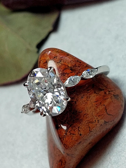 2 Ct Oval Diamond, Moissanite Engagement Ring