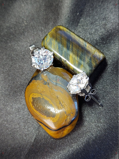 Puces d'oreilles rondes en diamant / Puces d'oreilles en diamant de laboratoire certifié IGI / Puces d'oreilles en or 14 carats avec fermoir à vis / Cadeau d'anniversaire pour elle