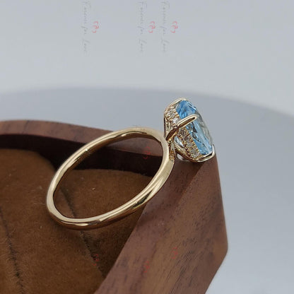 1 Ct Oval Aquamarine Solitaire Engagement Ring